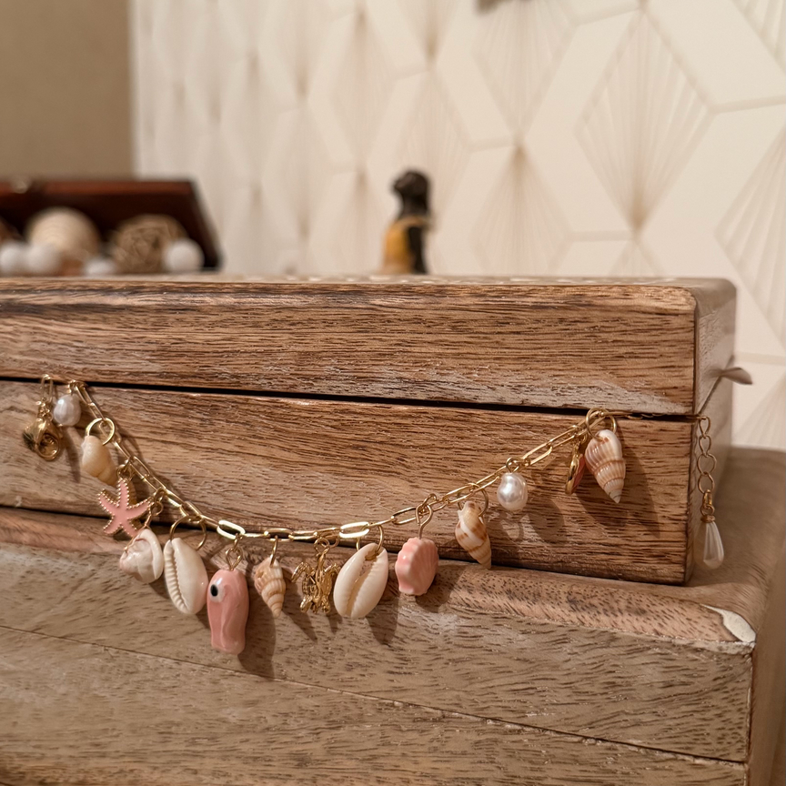 Bracelet breloques bleu & or – Inspiration marine
