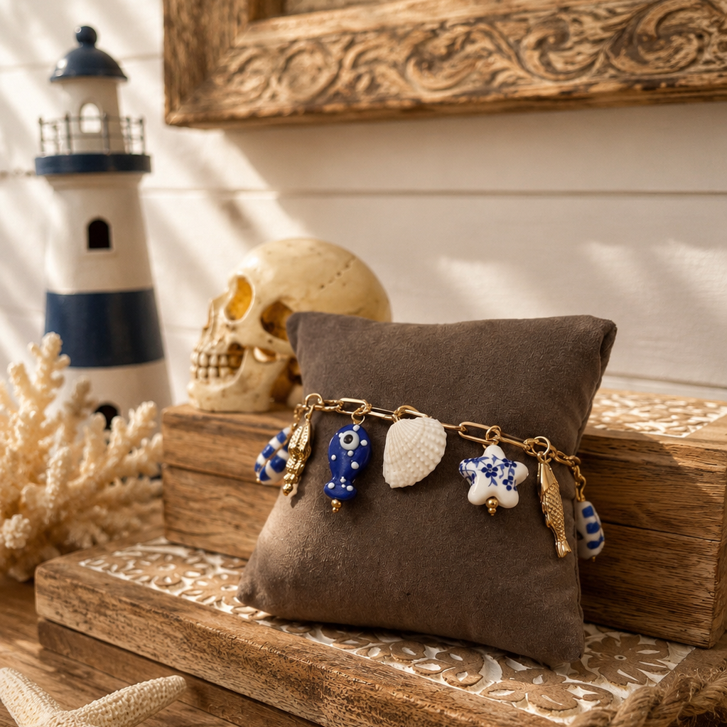 Bracelet breloques bleu & or – Inspiration marine